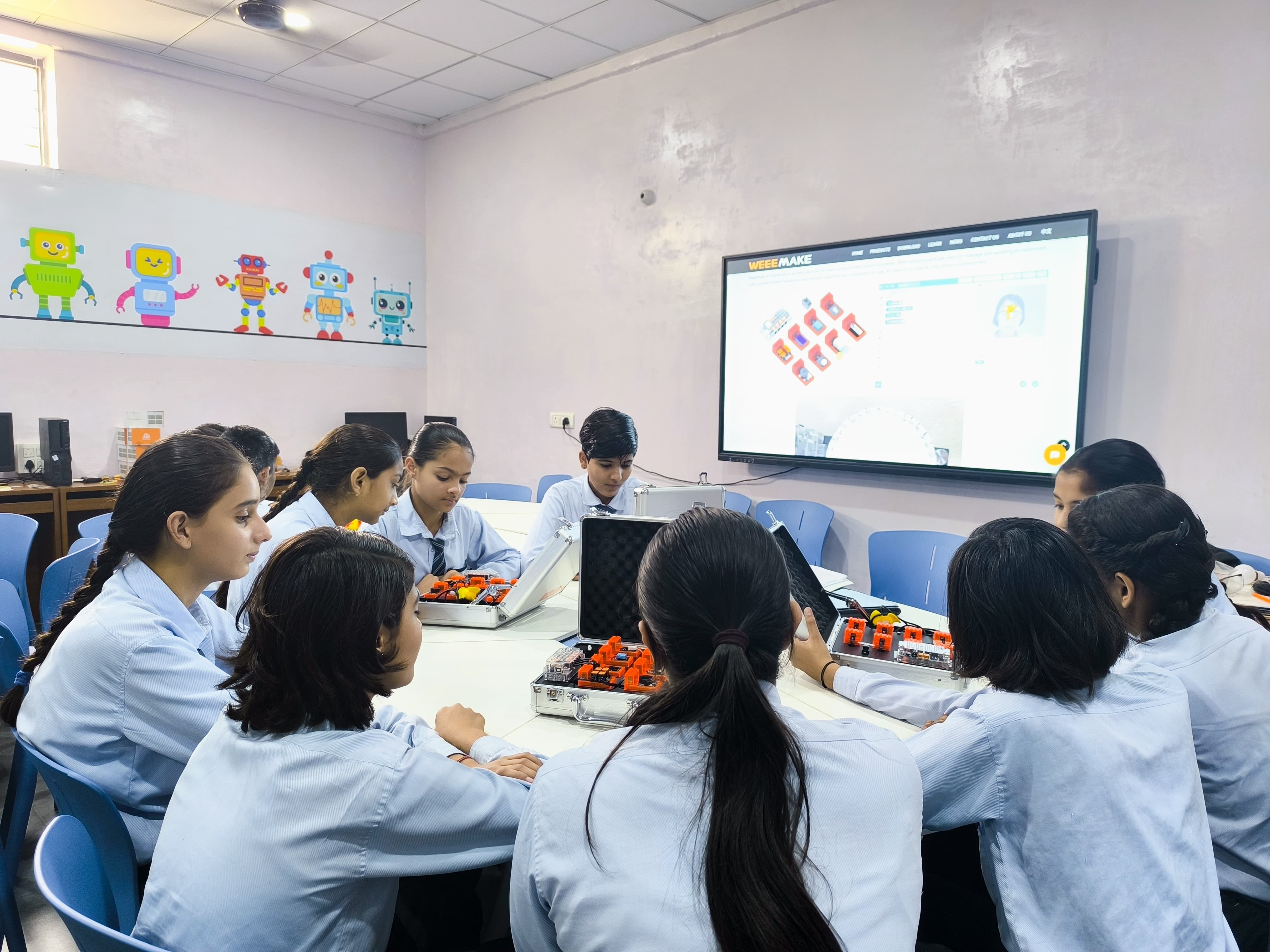 Robotics Lab Snapshot 6